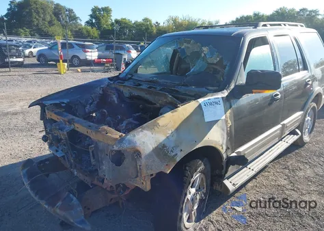 2005 Ford Expedition Eddie Bauer/King Ranch z USA, uszkodzony, nr VIN 1FMFU18545LA46291